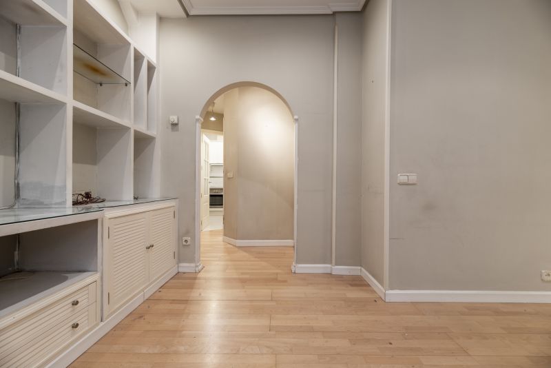 Built In Shelving Service in Raleigh, NC